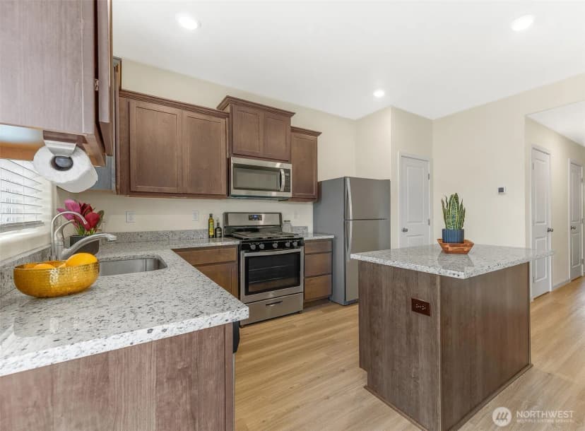 Property photo for 1228 W 16th Avenue, La Center photo 11