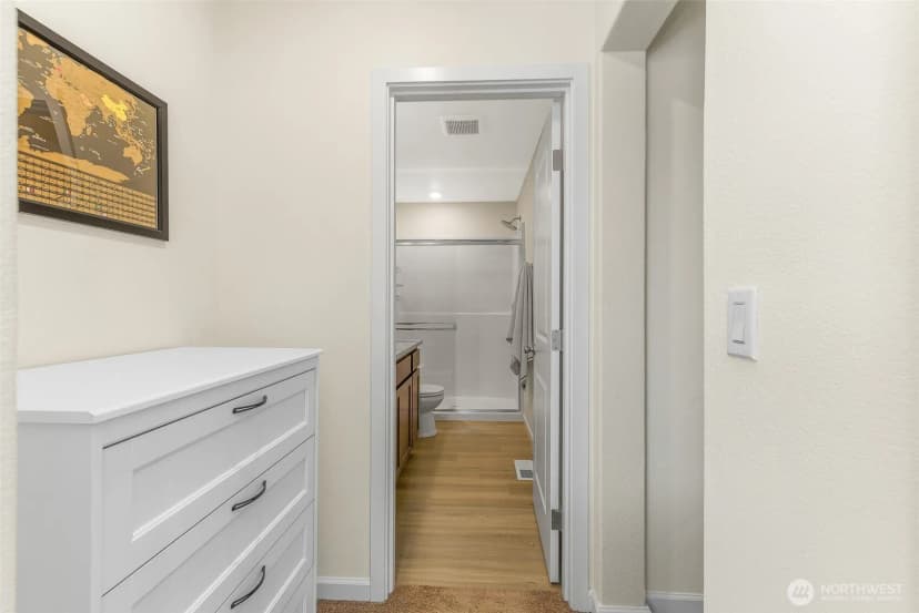 Property photo for 1228 W 16th Avenue, La Center photo 29