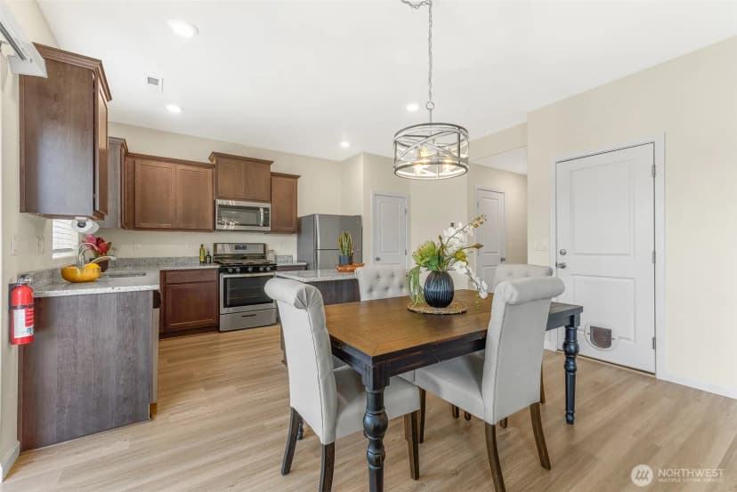 Property photo for 1228 W 16th Avenue, La Center photo 13