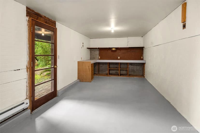 Property photo for 5709 80th Avenue Se, Mercer Island photo 28