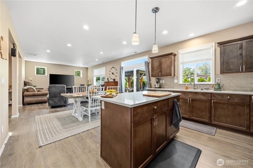 Property photo for 609 N Bradley Street, Chelan photo 12