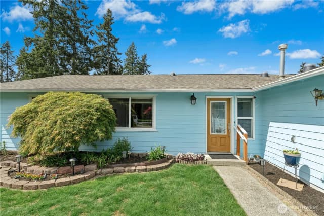Property photo for 18204 59th Place W, Lynnwood photo 2