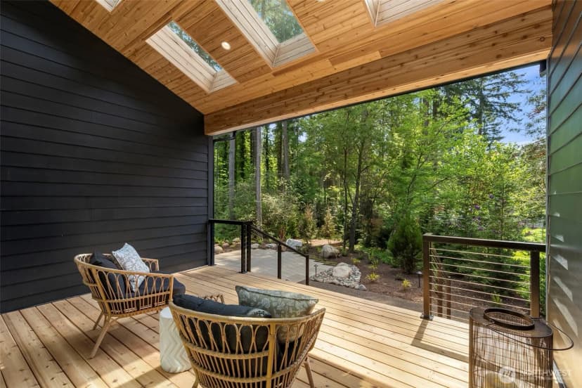 Property photo for 13982 13970 Manzanita Road Ne, Bainbridge Island photo 6