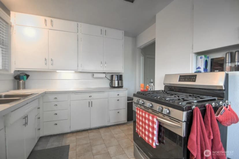 Property photo for 1059 S Market Boulevard, Chehalis photo 6