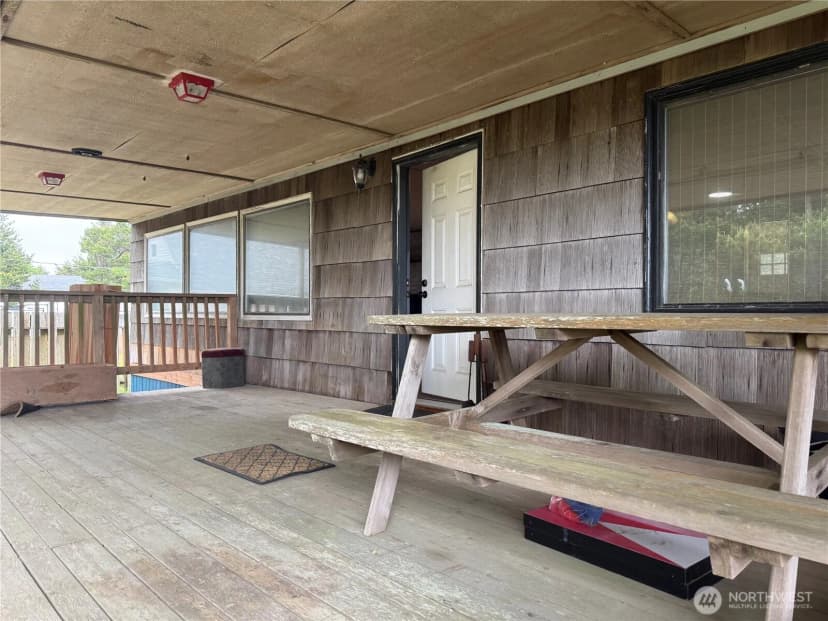 Property photo for 27105 K Place, Ocean Park photo 29