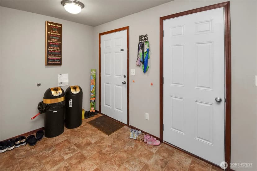 Property photo for 14732 49th Drive Ne, Marysville photo 12