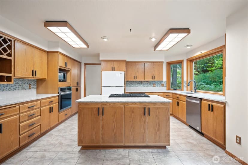 Property photo for 165 Tanglewood Drive, Longview photo 13