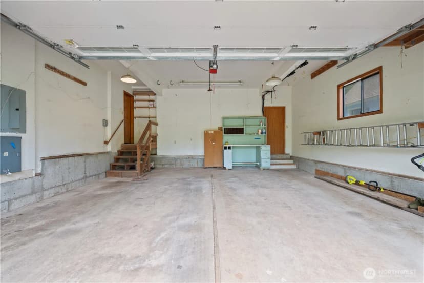 Property photo for 165 Tanglewood Drive, Longview photo 32