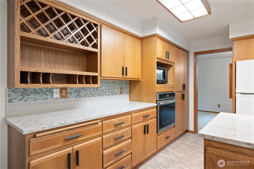 Property photo for 165 Tanglewood Drive, Longview photo 15