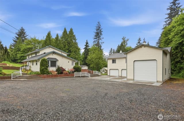 Property photo for 14529 50th Street Ne, Lake Stevens photo 5