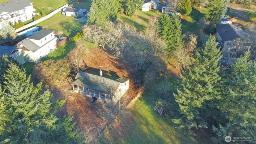 Property photo for 32910 5th Avenue, Black Diamond photo 24
