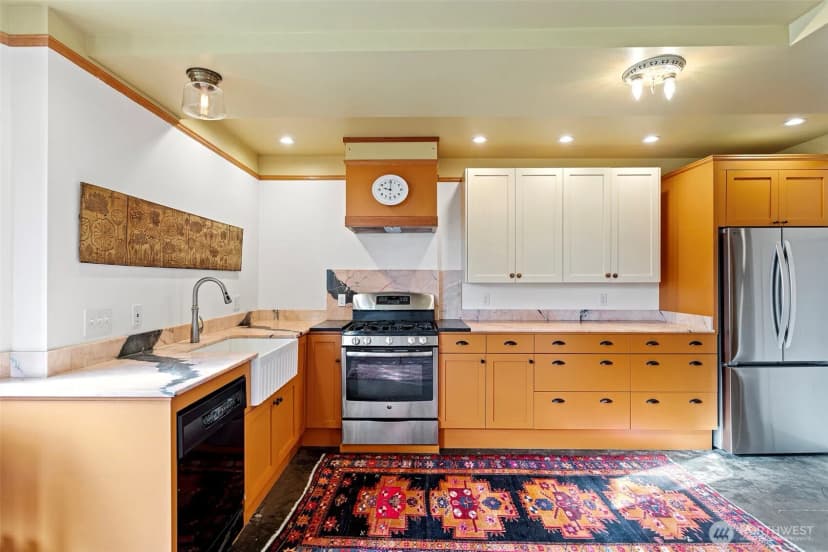 Property photo for 1524 10th Avenue W, Seattle photo 33