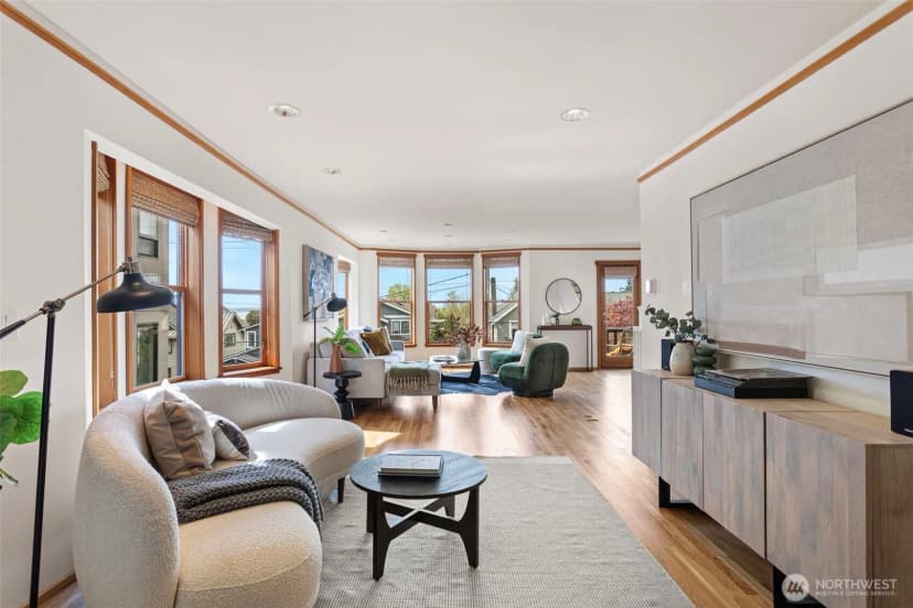 Property photo for 1524 10th Avenue W, Seattle photo 9