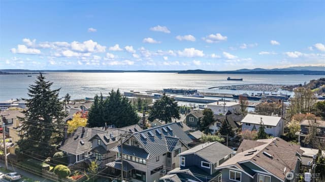Property photo for 1524 10th Avenue W, Seattle