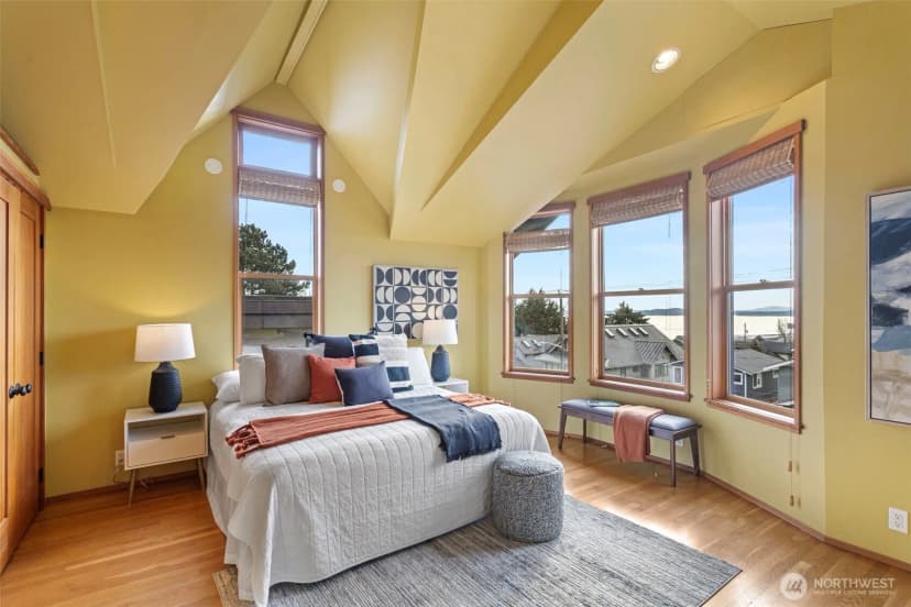 Property photo for 1524 10th Avenue W, Seattle photo 16