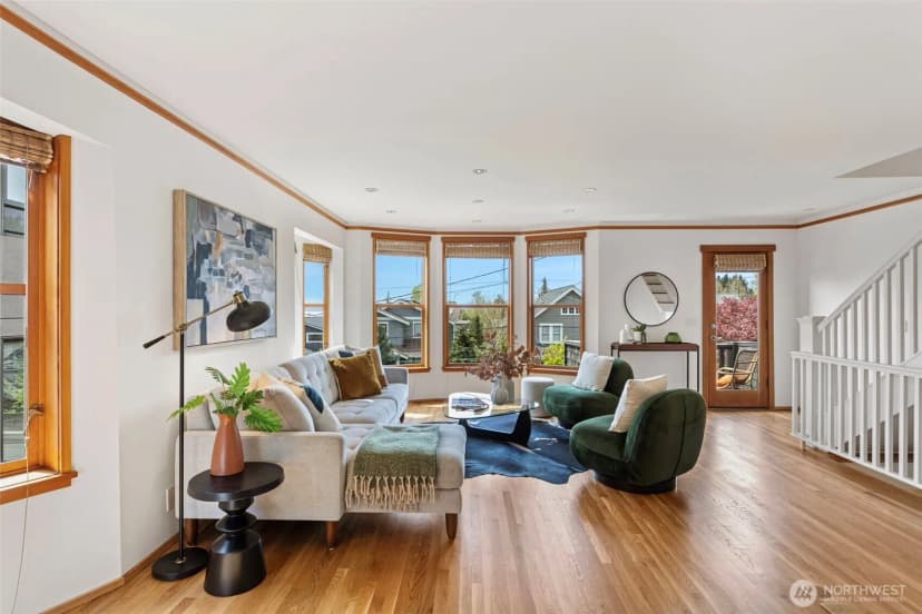 Property photo for 1524 10th Avenue W, Seattle photo 6