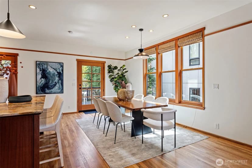 Property photo for 1524 10th Avenue W, Seattle photo 10