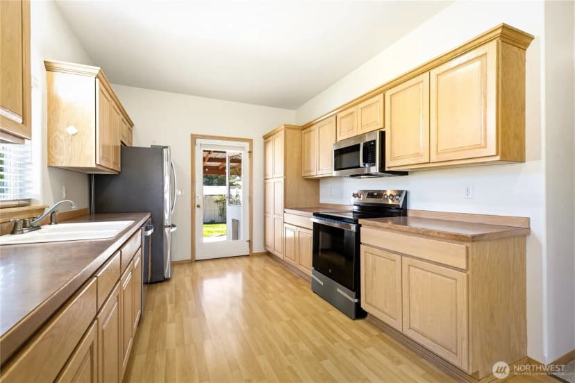 Property photo for 23 N 86th Avenue, Yakima photo 7
