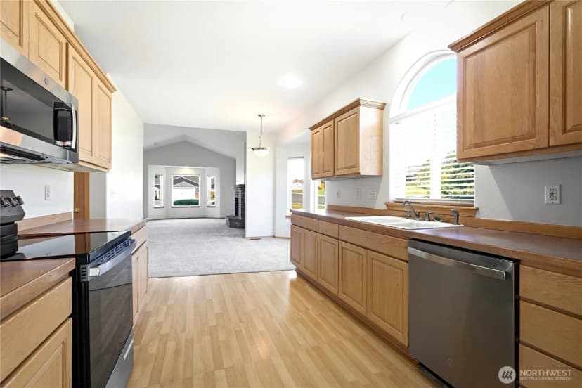 Property photo for 23 N 86th Avenue, Yakima photo 8