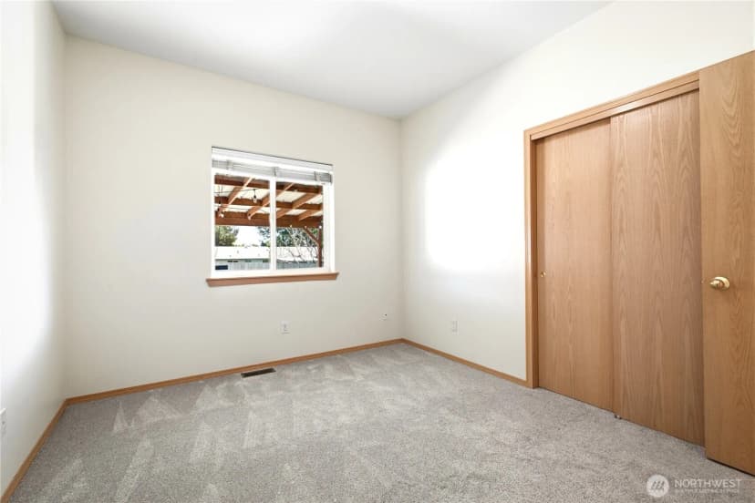 Property photo for 23 N 86th Avenue, Yakima photo 12