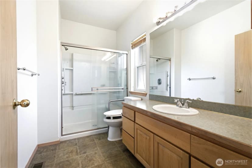 Property photo for 23 N 86th Avenue, Yakima photo 10