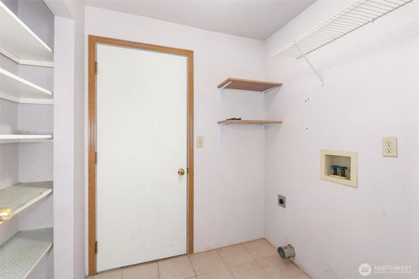 Property photo for 5045 Carole Drive Ne, Olympia photo 19