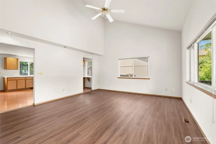 Property photo for 5045 Carole Drive Ne, Olympia photo 10