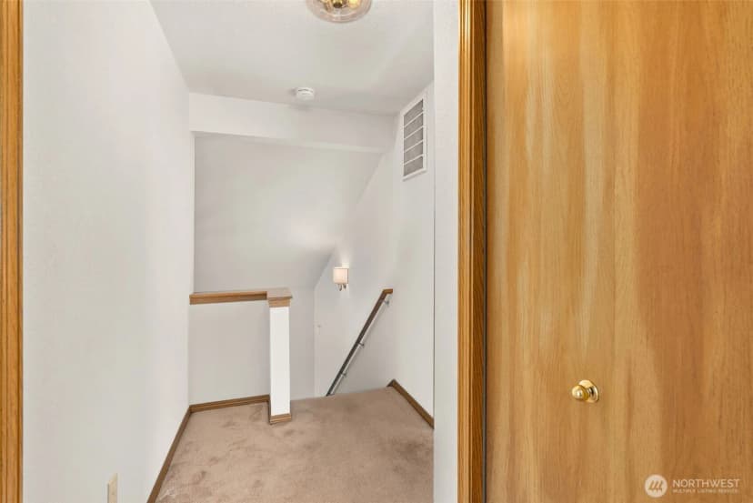 Property photo for 5045 Carole Drive Ne, Olympia photo 21