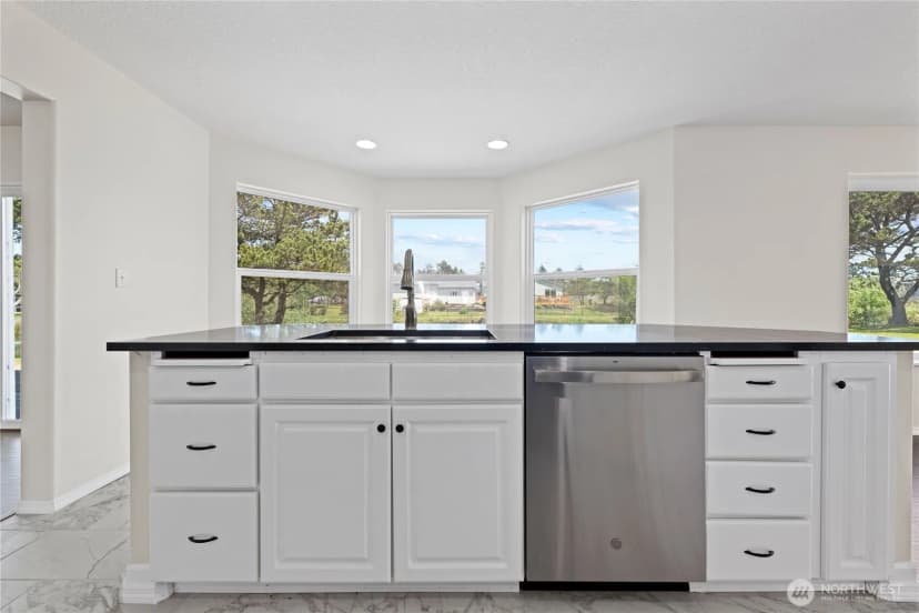 Property photo for 34702 G Street, Ocean Park photo 16