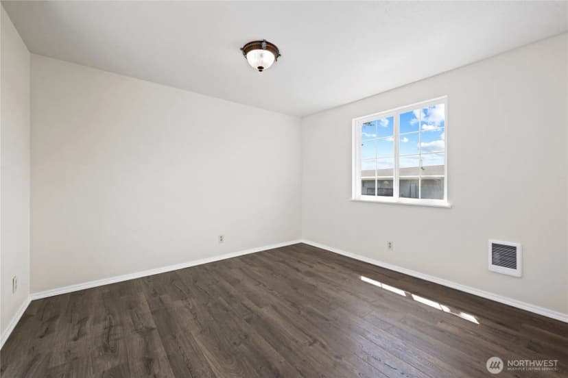 Property photo for 34702 G Street, Ocean Park photo 39