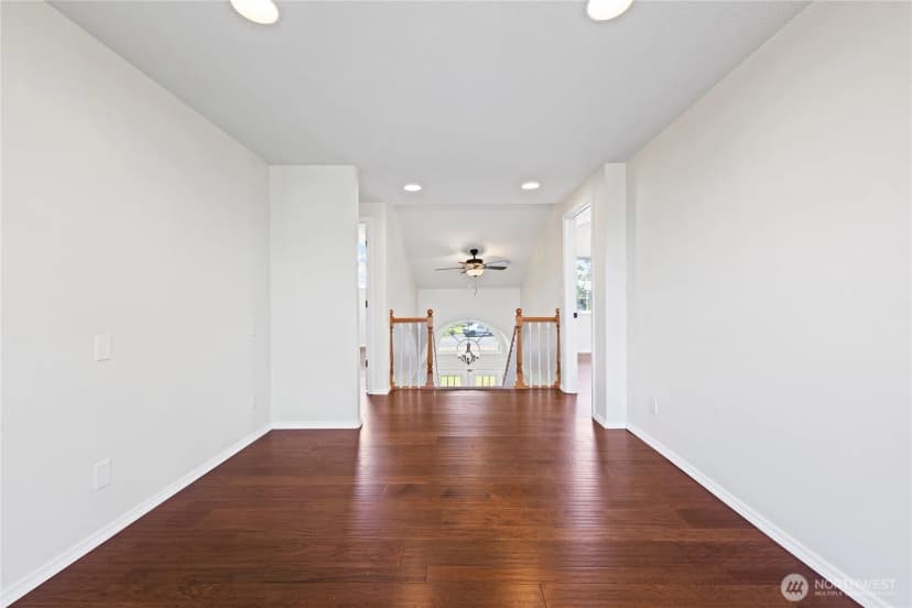Property photo for 34702 G Street, Ocean Park photo 22
