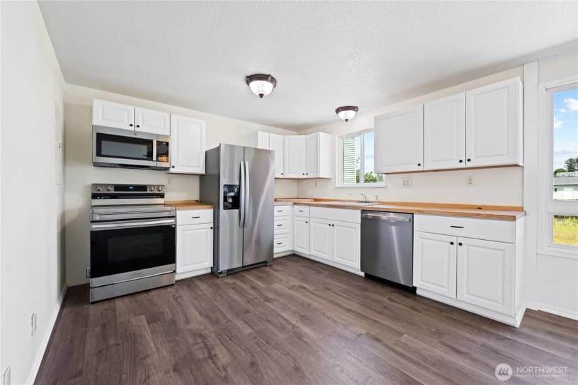Property photo for 34702 G Street, Ocean Park photo 34