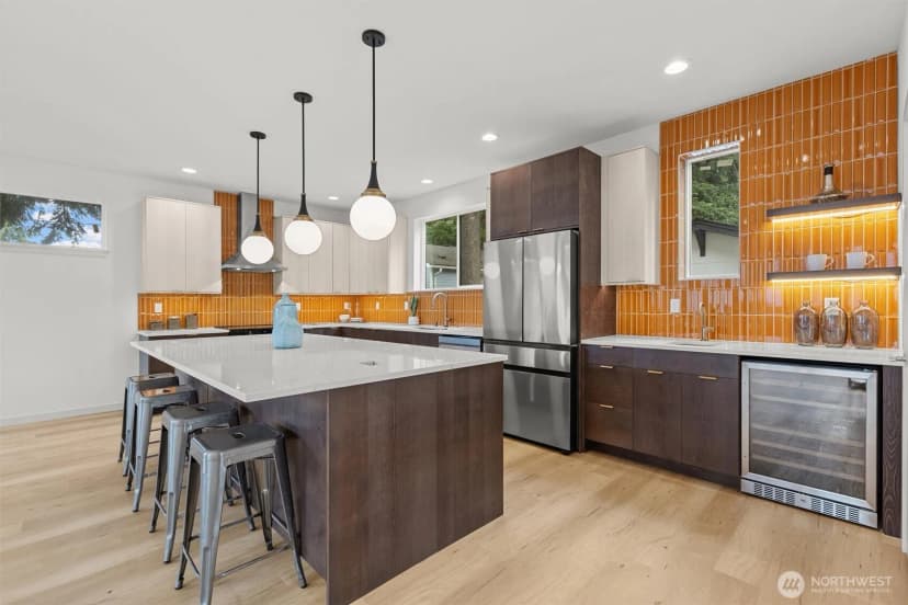 Property photo for 5446 40th Avenue Sw, Seattle photo 10