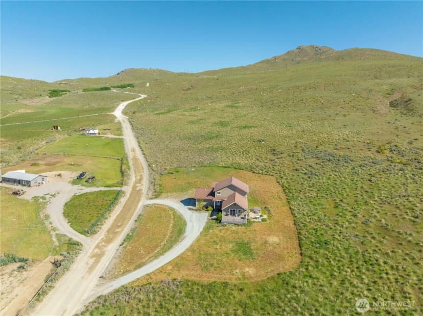 Property photo for 552 Bill Shaw Road, Pateros photo 8