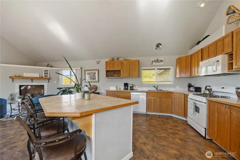 Property photo for 552 Bill Shaw Road, Pateros photo 21