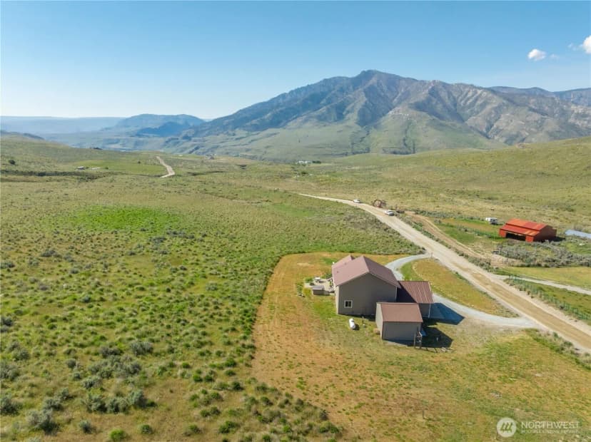 Property photo for 552 Bill Shaw Road, Pateros photo 10