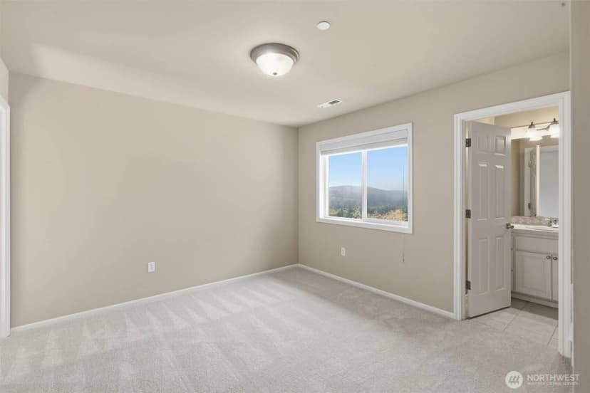 Property photo for 2734 Ne Daphne Street, Issaquah photo 26