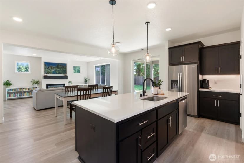 Property photo for 1090 Rw Fletcher Street, Winlock photo 6