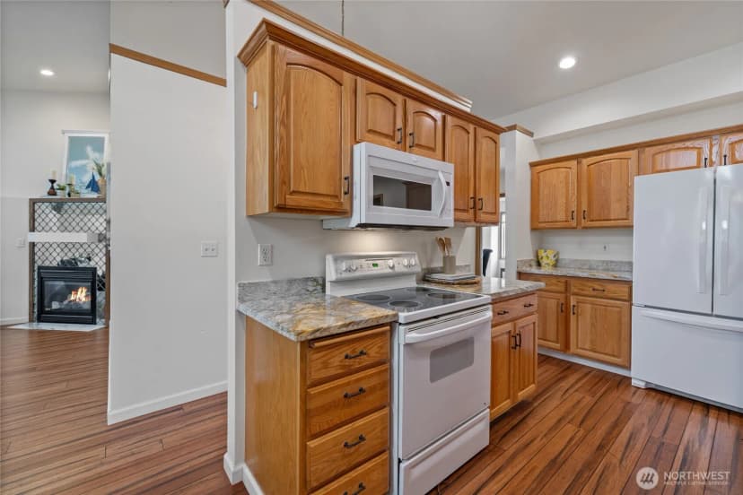 Property photo for 1069 5th Steilacoom, Steilacoom photo 9