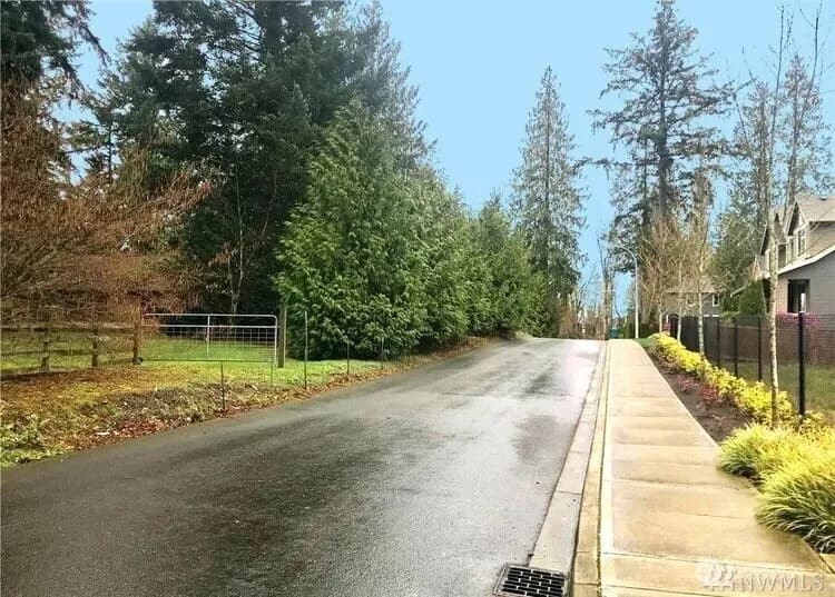 Property photo for 5008 Ne 2nd Street, Renton photo 8