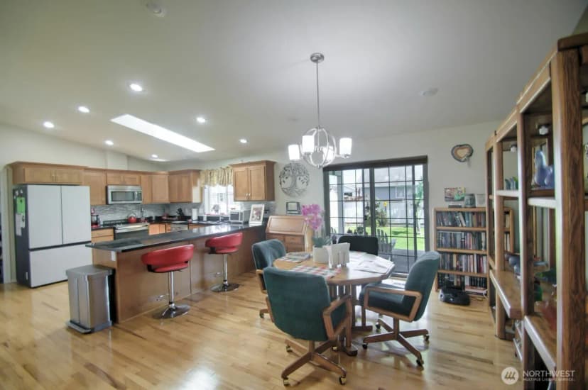 Property photo for 230 Meadow Loop, Montesano photo 11