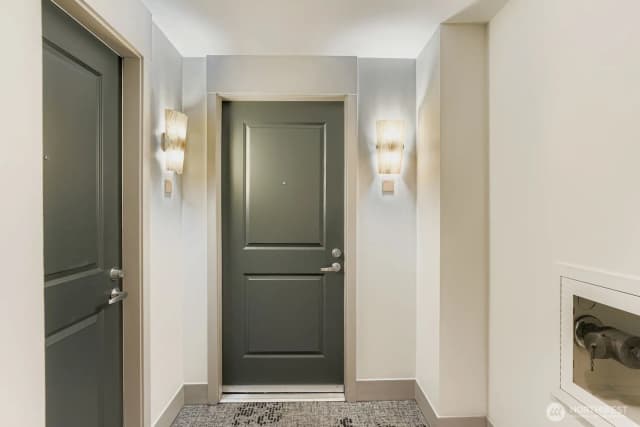 Property photo for 2607 Western Avenue #612, Seattle photo 4