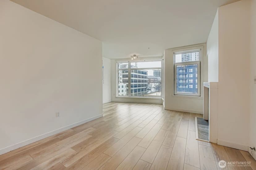 Property photo for 2607 Western Avenue #612, Seattle photo 10