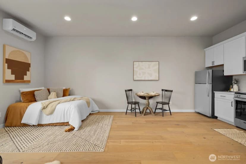 Property photo for 7853 S 132 Street, Seattle photo 13