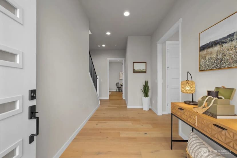 Property photo for 7853 S 132 Street, Seattle photo 8