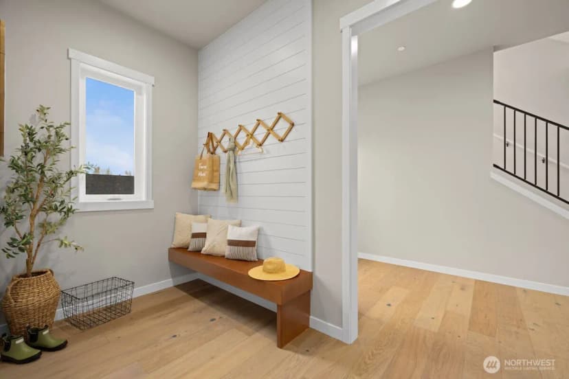 Property photo for 7853 S 132 Street, Seattle photo 10
