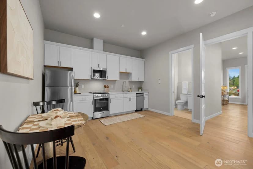 Property photo for 7853 S 132 Street, Seattle photo 14