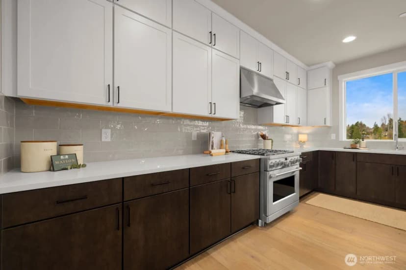 Property photo for 7853 S 132 Street, Seattle photo 34