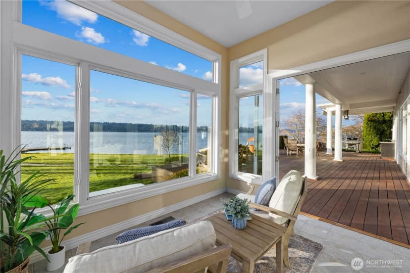 Property photo for 649 E Lake Sammamish Parkway Se, Sammamish photo 7