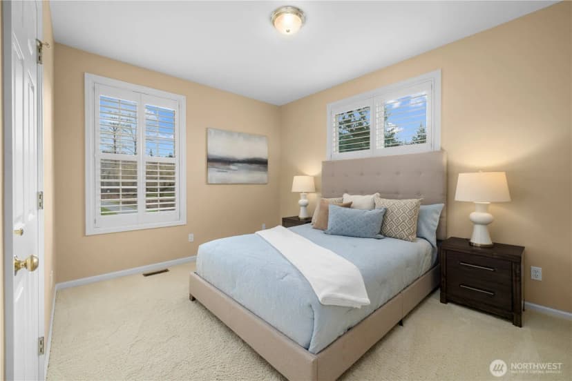 Property photo for 649 E Lake Sammamish Parkway Se, Sammamish photo 24